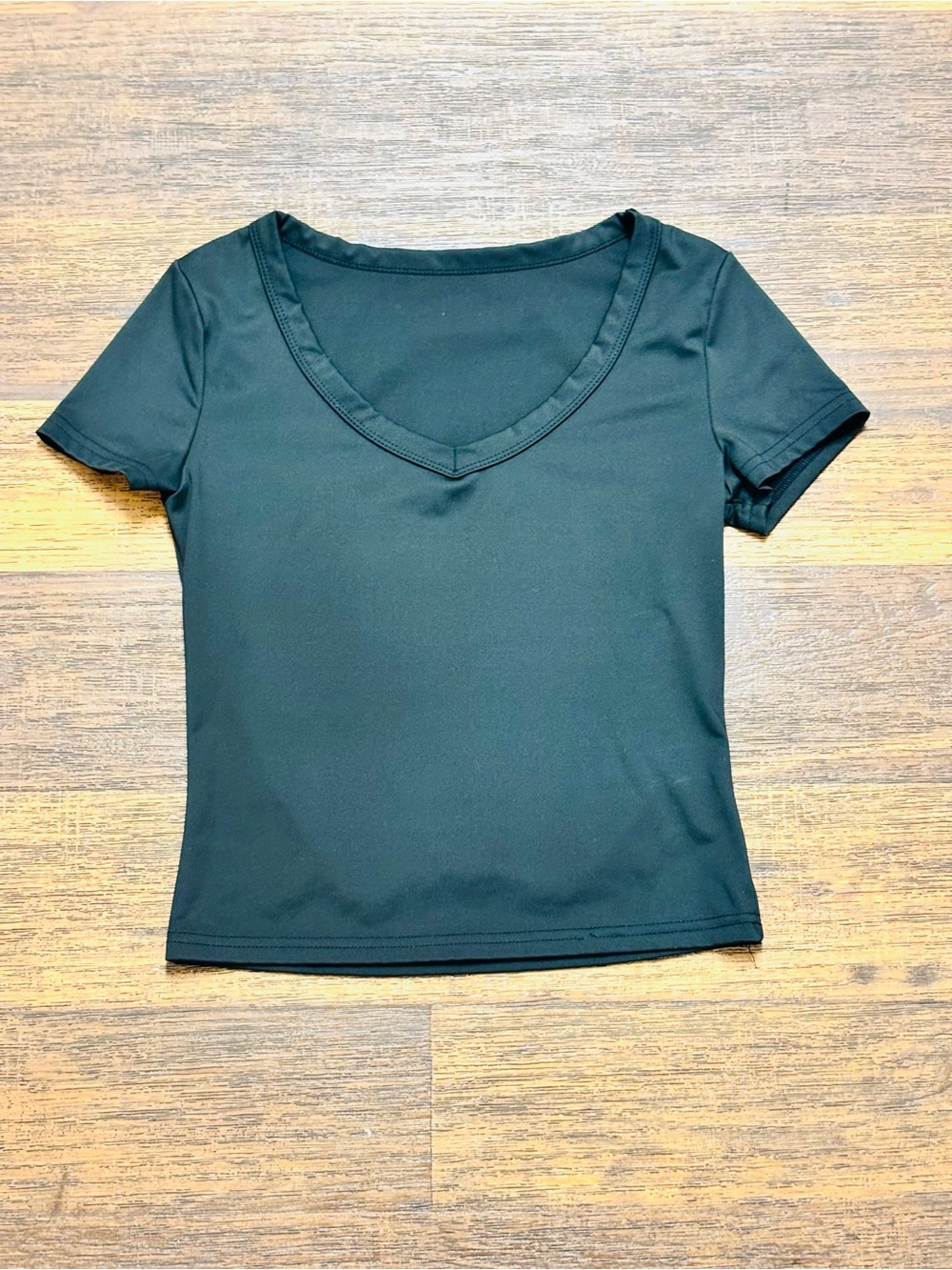 Women's Black V-Neck Short Sleeve Tee - Essential Everyday Top